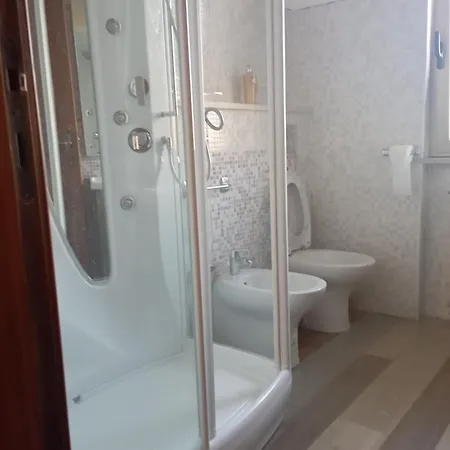 Almahouse Apartment Montesilvano